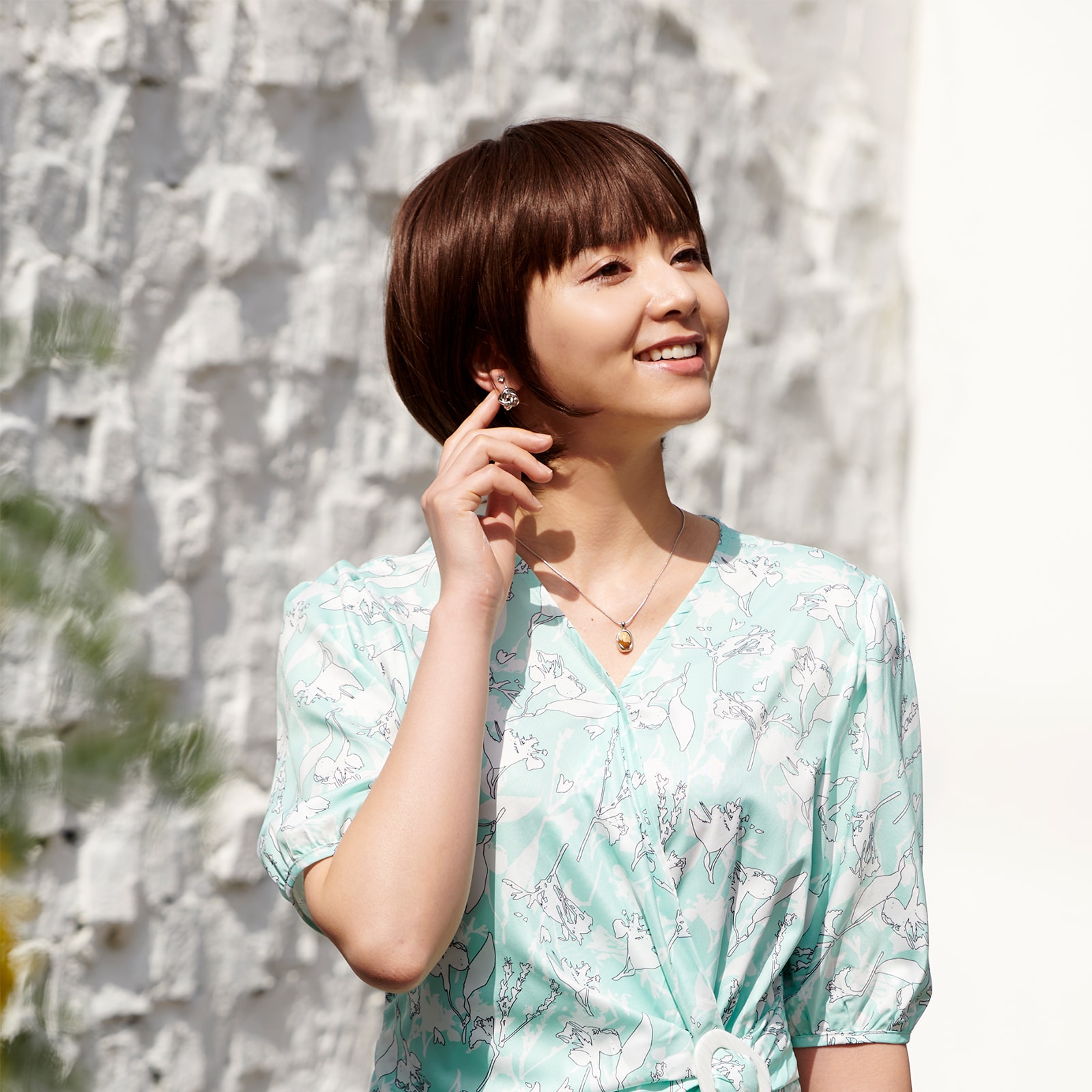 【フルウィッグ】 NAVANA クールボブ［ナチュラルブラウン］ EL1811SSM-M32