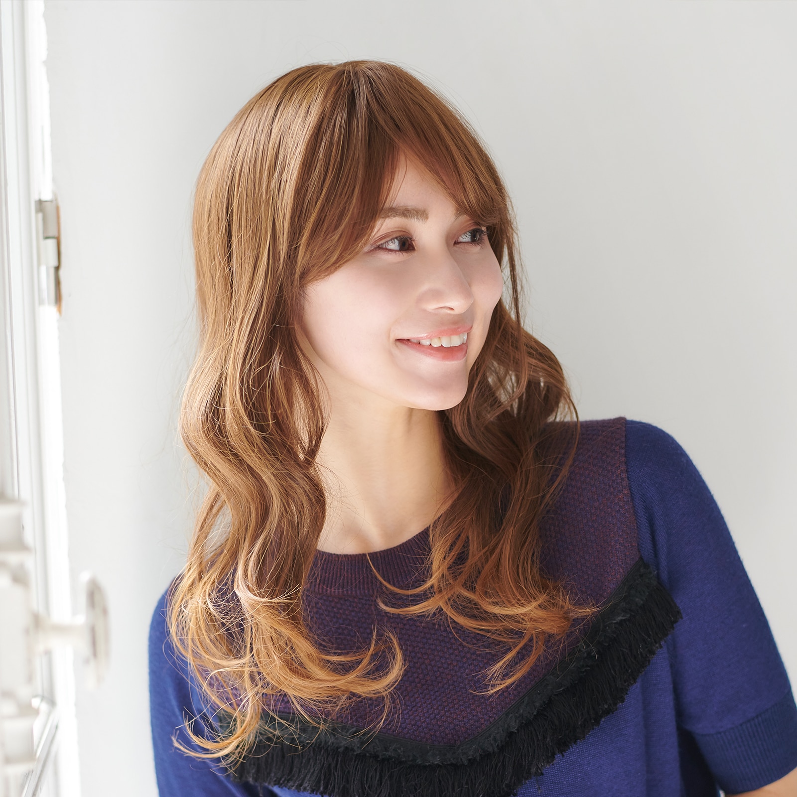 【フルウィッグ】 NAVANA クラシカルロングウェーブ [ナチュラルブラウン] EL1904LWM-M32