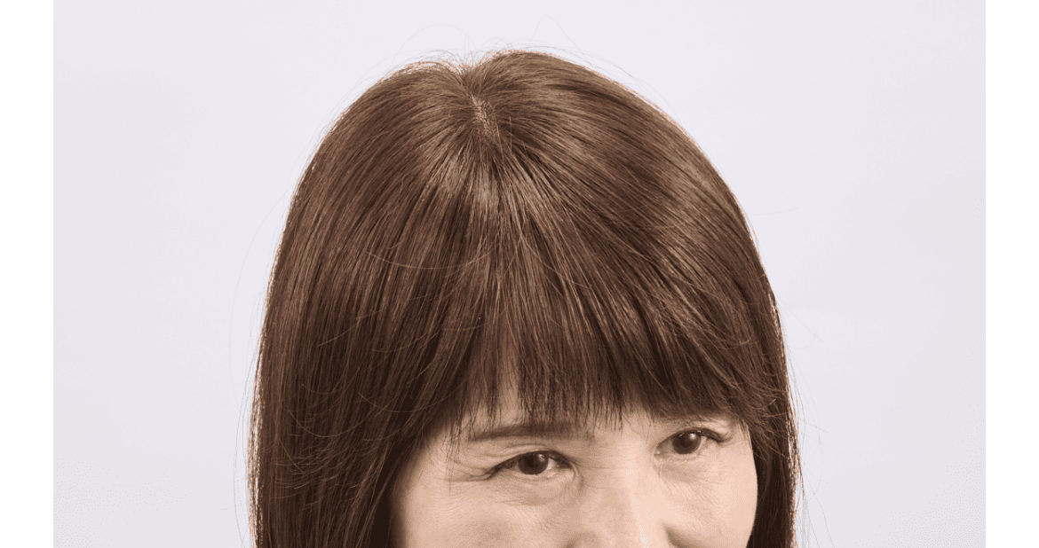 一本一本丁寧に。総手植えで、自然な立ち上がり。